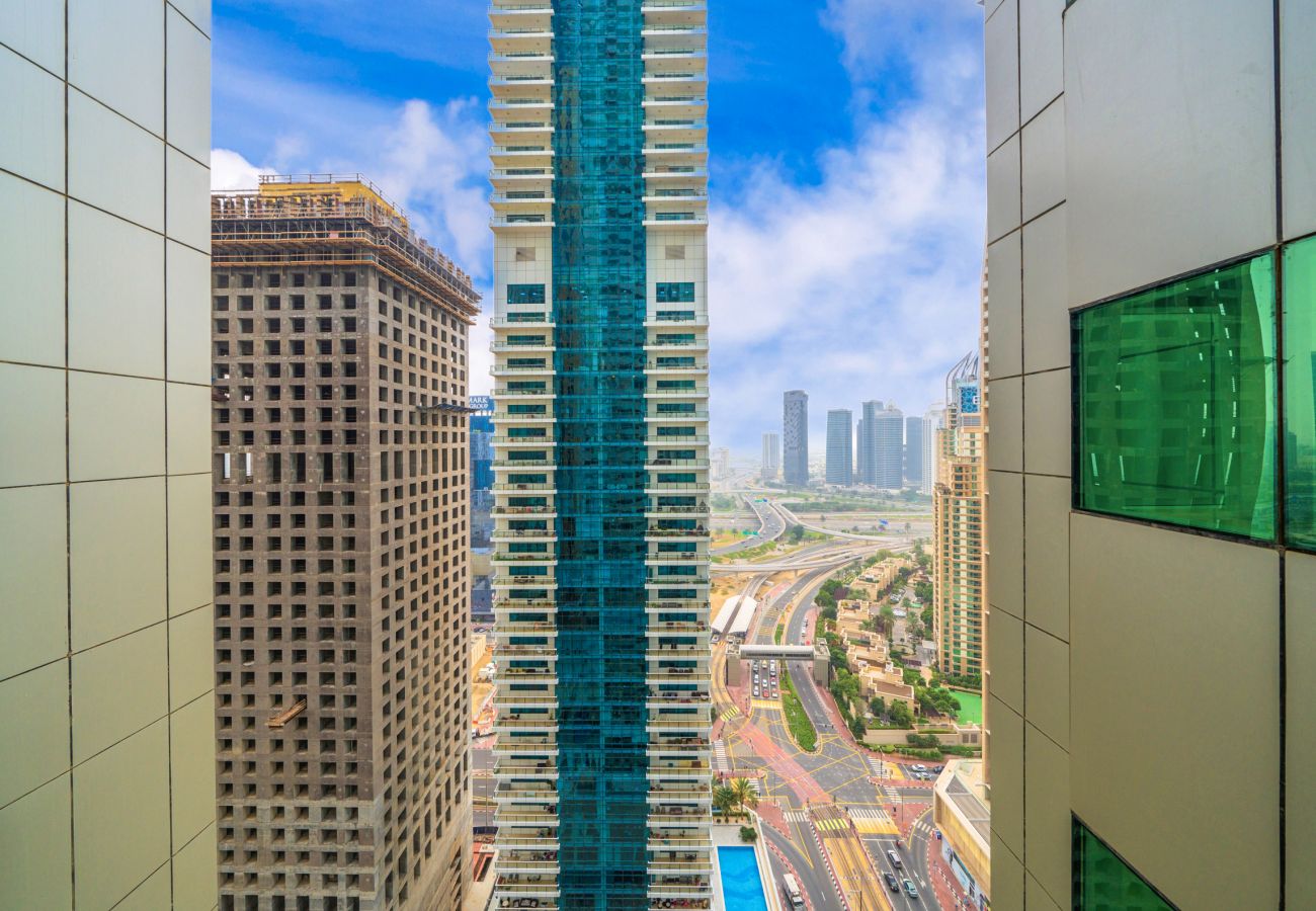 Apartment in Dubai - Marina Pinnacle | 1 Bedroom