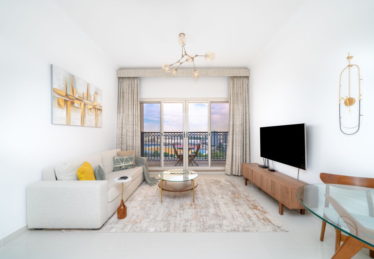 Apartment in Dubai - Canal Residence West Spanish | 1 Bedroom
