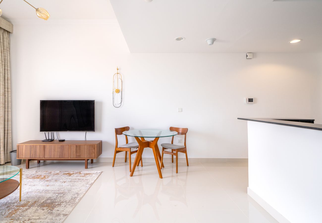 Apartment in Dubai - Canal Residence West Spanish | 1 Bedroom