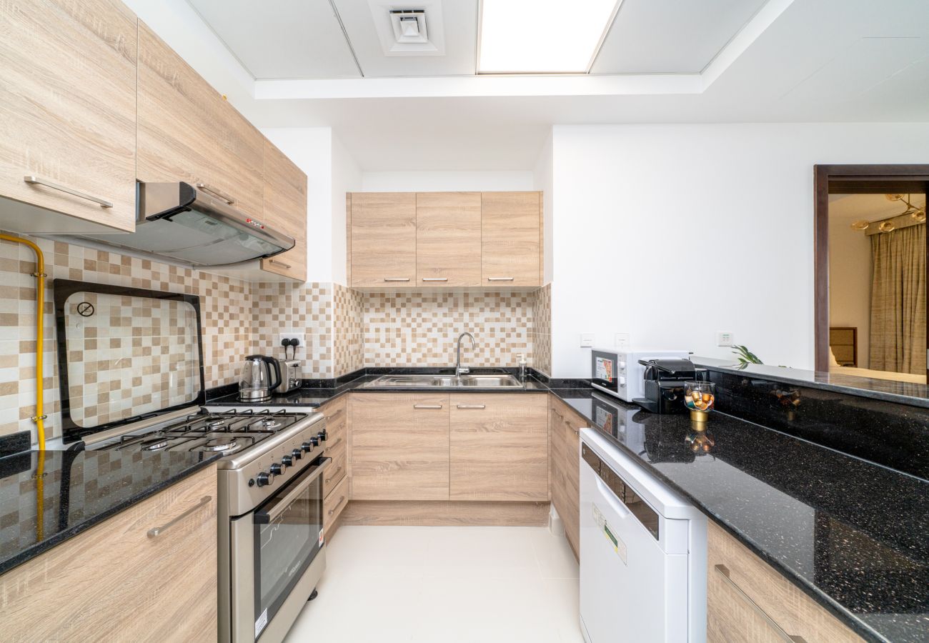 Apartment in Dubai - Canal Residence West Spanish | 1 Bedroom