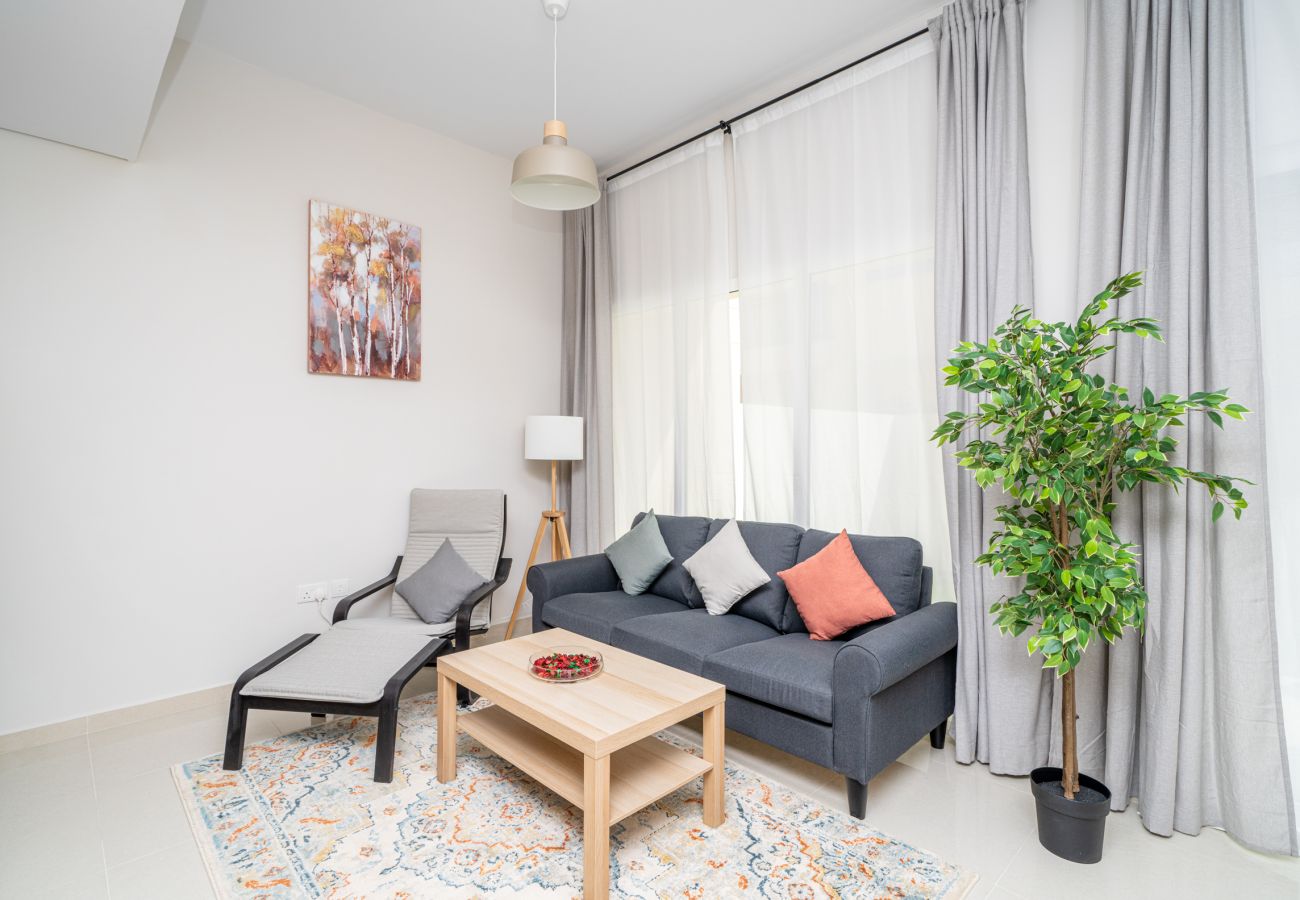 Villa in Dubai - DAMAC Hills 2 Victoria Villa | 3 bedrooms