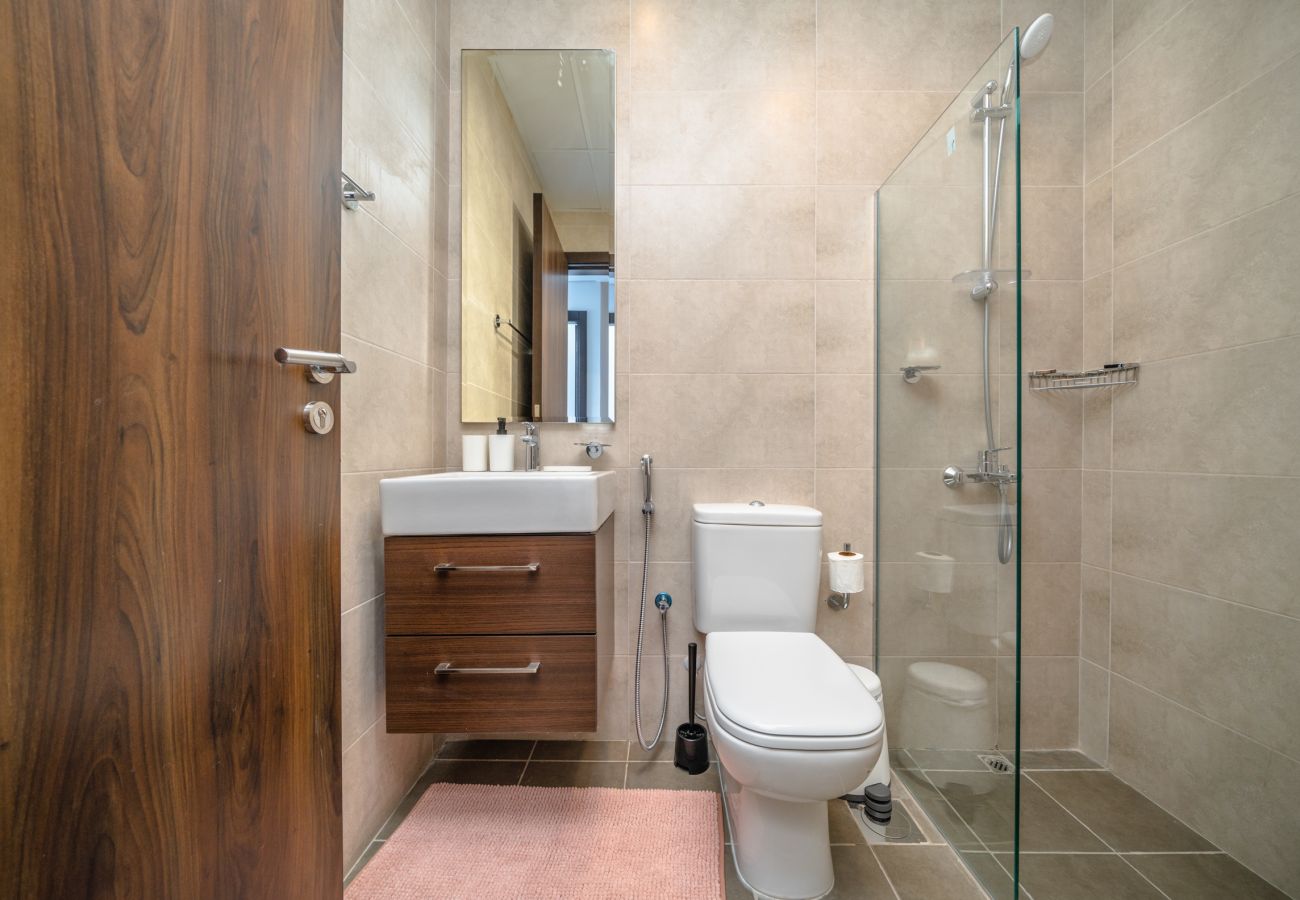 Villa in Dubai - DAMAC Hills 2 Victoria Villa | 3 bedrooms