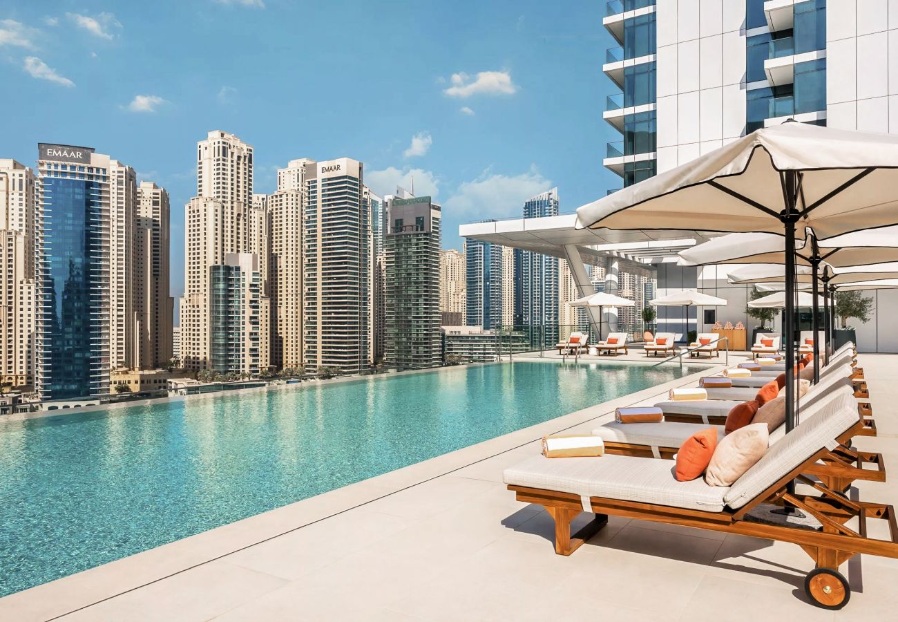 Apartment in Dubai - Vida Residences Dubai Marina | 1 Bedroom