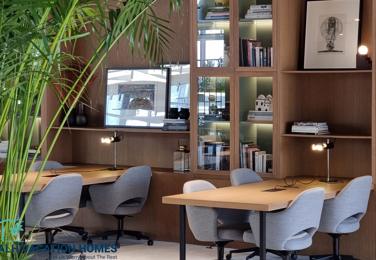 Apartment in Dubai - Upside Living | Studio - View to Burj Khalifa