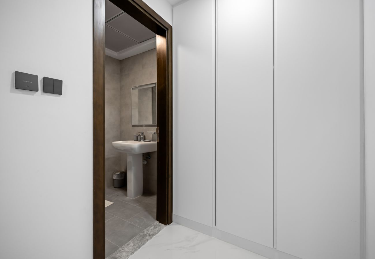 Studio in Dubai - 101 Uniestate Supreme Residence | Studio